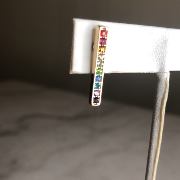 Rainbow Rhinestone bar earring's - Picture 8 of 11